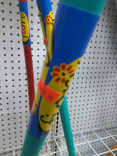 Shopping Mall «East Lake Village Shopping Center», reviews and photos, 936 E Lake Ave, Watsonville, CA 95076, USA