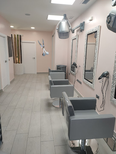 Peluquería y Estética Marilyn en Andújar, Jaén