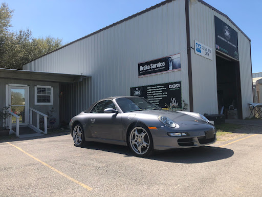 Auto Body Shop «3R Automotive & Collision Specialist», reviews and photos, 744 Goodson Loop, Pinehurst, TX 77362, USA