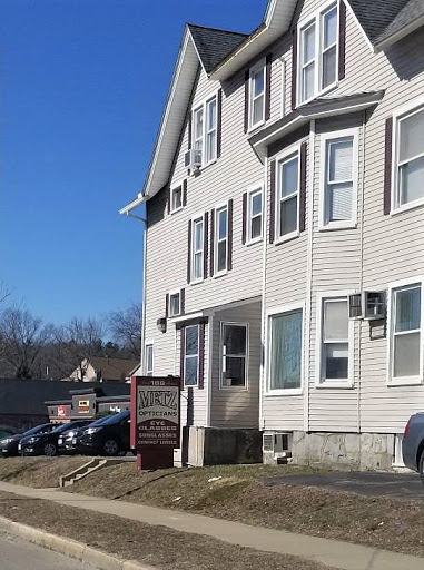 Metz Opticians Inc, 188 Park Ave, Worcester, MA 01609, USA, 