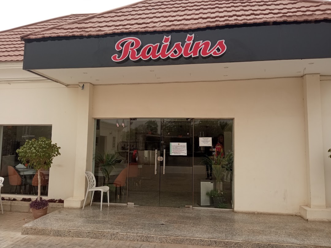 Raisins Exclusive Restaurant