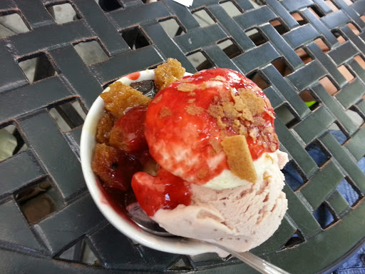 Chocolate Shop «Ginger Elizabeth Chocolates», reviews and photos, 1801 L St #60, Sacramento, CA 95811, USA