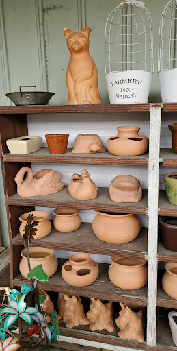 Animal Feed Store «Wabash Feed & Garden Store», reviews and photos, 4537 N Shepherd Dr, Houston, TX 77018, USA