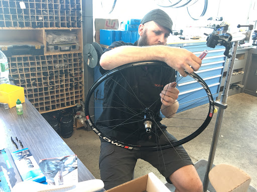 Bicycle Store «The Bicycle Planet», reviews and photos, 340 Robbins Ln, Syosset, NY 11791, USA