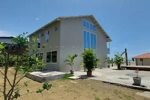 Canoa Beach House image