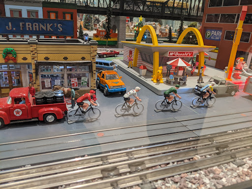 Shopping Mall «The Shops At Kenilworth», reviews and photos, 800 Kenilworth Dr, Towson, MD 21204, USA