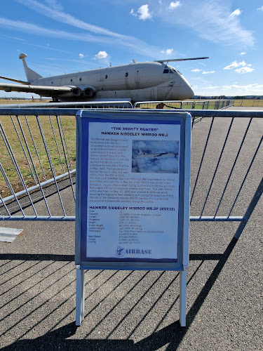 Comments and reviews of Nimrod XV232 Preservation Group