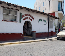 Mercado De Artesanias Malecón 2 photo
