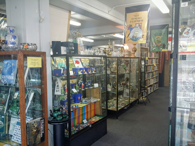 Reviews of Thorndon Antiques & Books in Palmerston North - Other