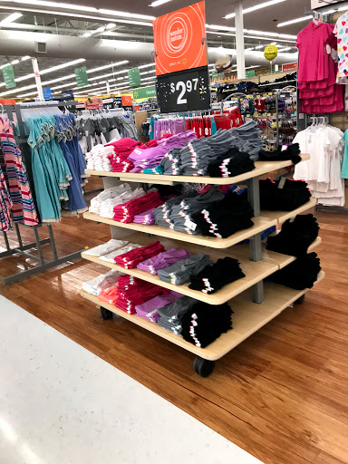 Department Store «Walmart Supercenter», reviews and photos, 5815 Norell Ave N, Oak Park Heights, MN 55082, USA