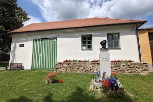 Rodný Dům Jana Kubiše image