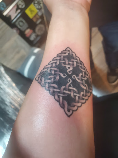 Tattoo Shop «Metamorphic Tattoo», reviews and photos, 1427 The Alameda, San Jose, CA 95126, USA