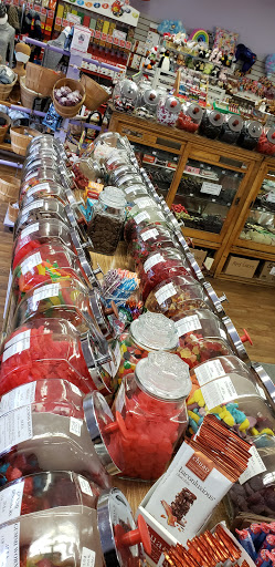 Candy Store «Wayside Country Store», reviews and photos, 1015 Boston Post Rd E #1, Marlborough, MA 01752, USA