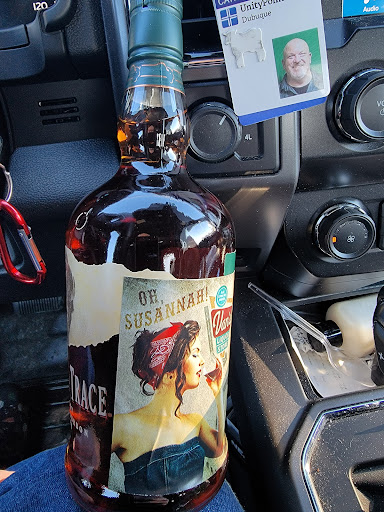 Beer Store «Vans Liquor Store», reviews and photos, 470 Sinsinawa Ave, East Dubuque, IL 61025, USA