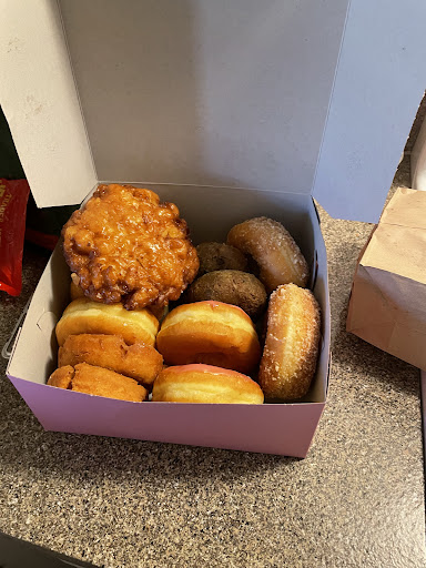 Bakery «Young Donut Shop», reviews and photos, 1043 N Kolb Rd, Tucson, AZ 85710, USA