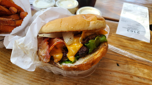 Hamburger restaurant Oakland