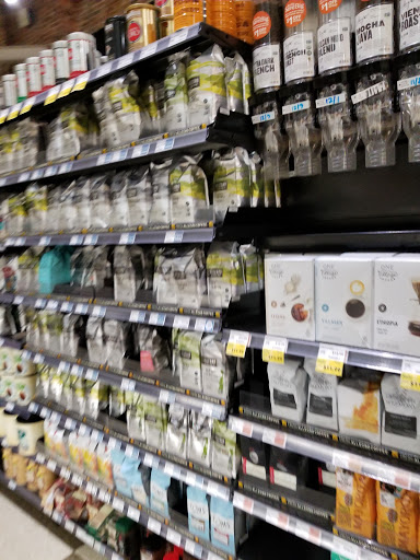 Grocery Store «Whole Foods Market», reviews and photos, 1330 Smith Ave, Baltimore, MD 21209, USA