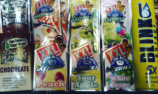 Tobacco Shop «Mary Janes Place Smoke Shop», reviews and photos, 1807 N Main St, Los Angeles, CA 90031, USA