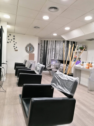 Peluquería y Estética Tokes Unisex en Azuqueca de Henares, Guadalajara