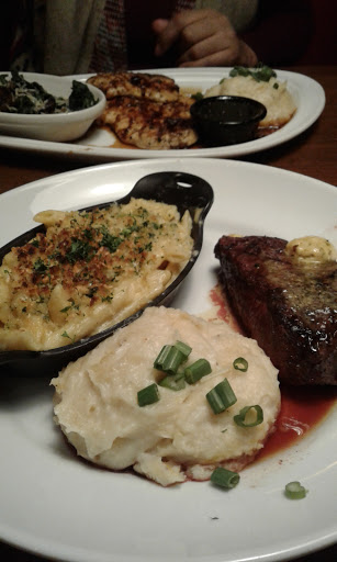 Shopping Mall «Boulevard Mall», reviews and photos, 730 Alberta Dr, Buffalo, NY 14226, USA