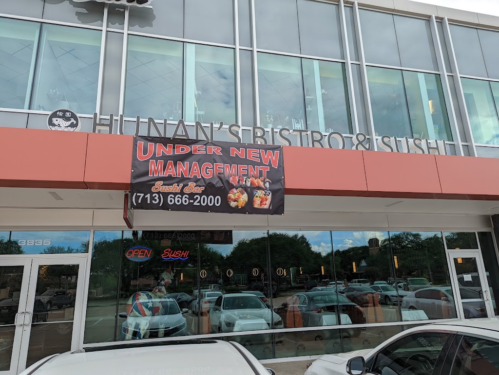 Hunan's Bistro & Sushi 77025