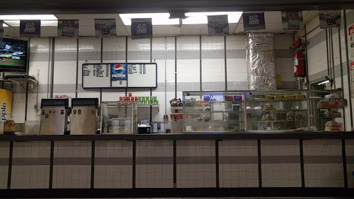 Bowling Alley «Whitestone Lanes», reviews and photos, 30-05 Whitestone Expy, Flushing, NY 11354, USA