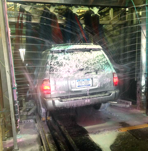 Super 4 Seasons Car Wash & Detail Center en Spring Valley