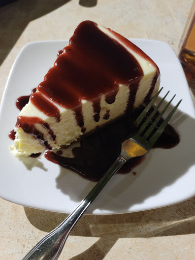 Restaurant «Red White and Brew», reviews and photos, 6740 E McDowell Rd #102, Mesa, AZ 85215, USA