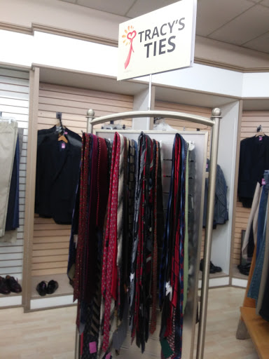 Thrift Store «Metrocrest Resale», reviews and photos, 2661 Midway Rd #207, Carrollton, TX 75006, USA