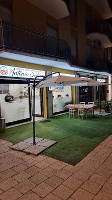 Pizzeria Antonio Sorbino via, Viale Eugenio Zanasi, 11 AB, 41051 Castelnuovo Rangone MO, Italia