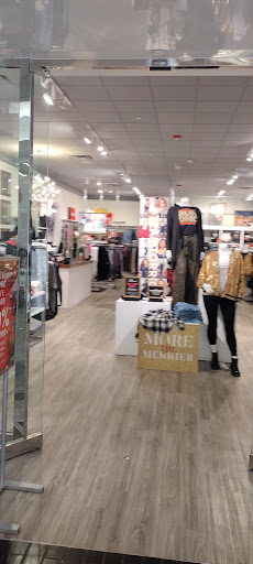 Shopping Mall «Kitsap Mall», reviews and photos, 10315 Silverdale Way NW, Silverdale, WA 98383, USA