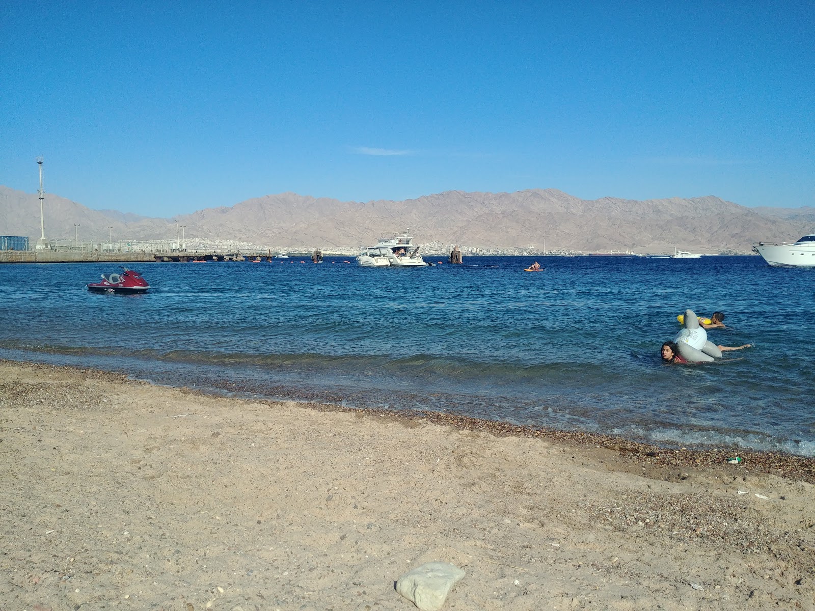 Φωτογραφία του HaDeqel Beach με επίπεδο καθαριότητας πολύ καθαρό
