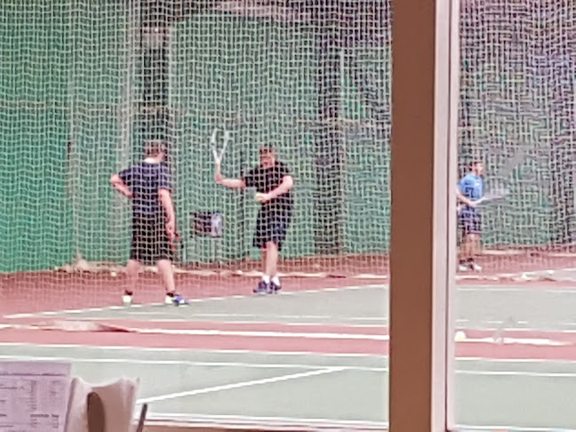 Comments and reviews of Wrexham Tennis Centre