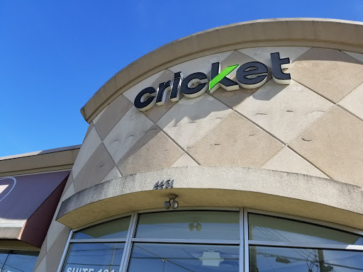 Cell Phone Store «Cricket Wireless», reviews and photos, 4431 Dixie Hwy #102, Louisville, KY 40216, USA