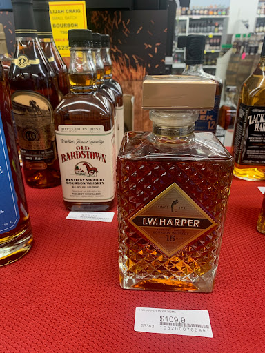 Liquor Store «Evergreen Liquors», reviews and photos, 12017 Shelbyville Rd, Louisville, KY 40243, USA