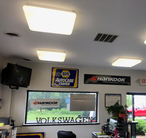 Auto Repair Shop «Adams Automotive Inc», reviews and photos, 11517 US-12, Richmond, IL 60071, USA