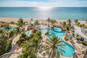 Trump International Beach Resort image