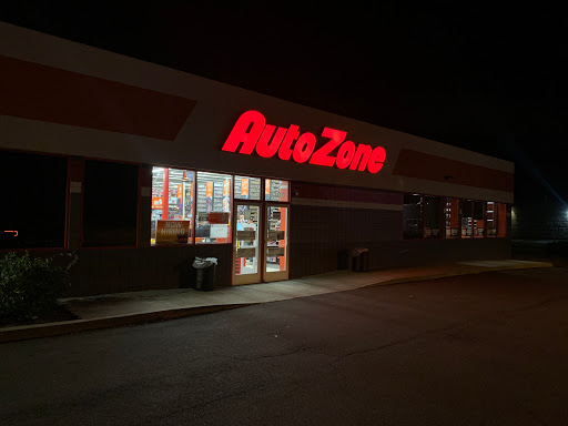 Auto Parts Store «AutoZone», reviews and photos, 3300 Berlin Turnpike, Newington, CT 06111, USA