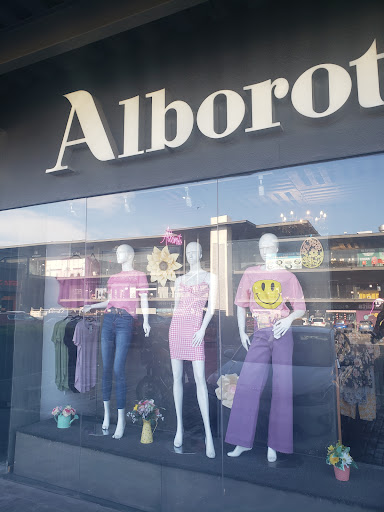 Alboroto Boutique