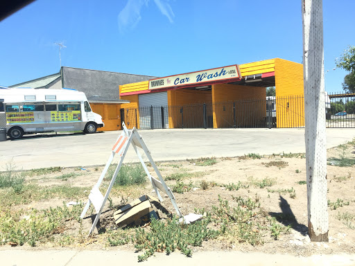 Charlene's Bubble Bath Car Wsh en Stockton