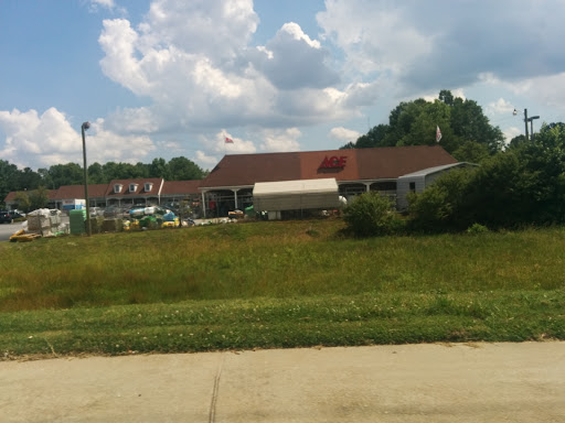 Hardware Store «Classic Ace Hardware», reviews and photos, 1622 Woodruff Rd, Greenville, SC 29607, USA