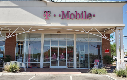 Cell Phone Store «T-Mobile», reviews and photos, 937 N Dobson Rd #101, Mesa, AZ 85201, USA