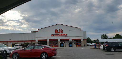 BJ’s Wholesale Club, 941 Rte 37 W, Toms River, NJ 08755, USA, 