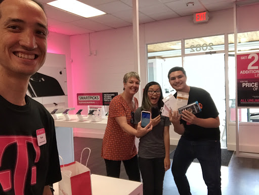 T-Mobile image