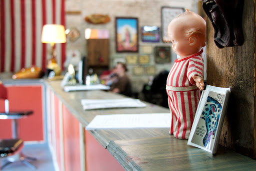 Tattoo Shop «Ironclad Tattoo Gallery», reviews and photos, 194 N 2nd Ave, Saltillo, MS 38866, USA