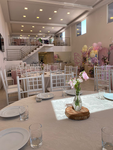 Logo da empresa - Espaço Confraternize Eventos