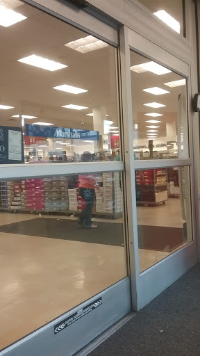 Department Store «Marshalls», reviews and photos, 9210 Rockaway Blvd, Ozone Park, NY 11417, USA
