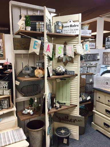 Used Furniture Store «Consign Design Interior», reviews and photos, 5556 Atlanta Hwy, Flowery Branch, GA 30542, USA