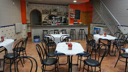 Bar Restaurante La Creu Blanca - Calle Ponent 15 Polígono Industrial Sector II, 46724 Palma de Gandia, Valencia, Spain