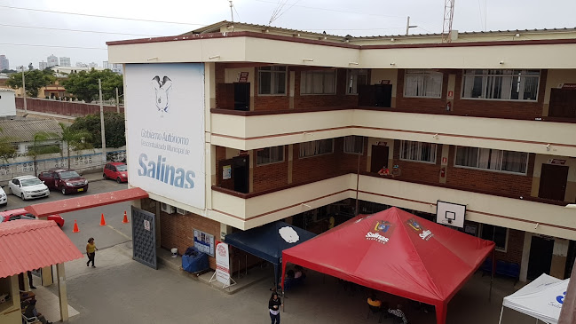Opiniones de Municipio De Salinas en Salinas - Oficina de empresa